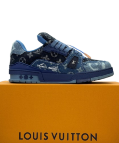 Louis Vuitton Louis Vuitton Trainer Navy Blue OG0424120