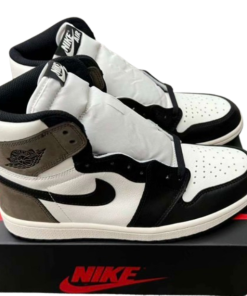 Air Jordan 1 Retro High Dark Mocha OG042141